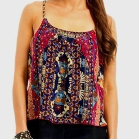 Bohemian Sleeveless Top - Picture 1 of 3